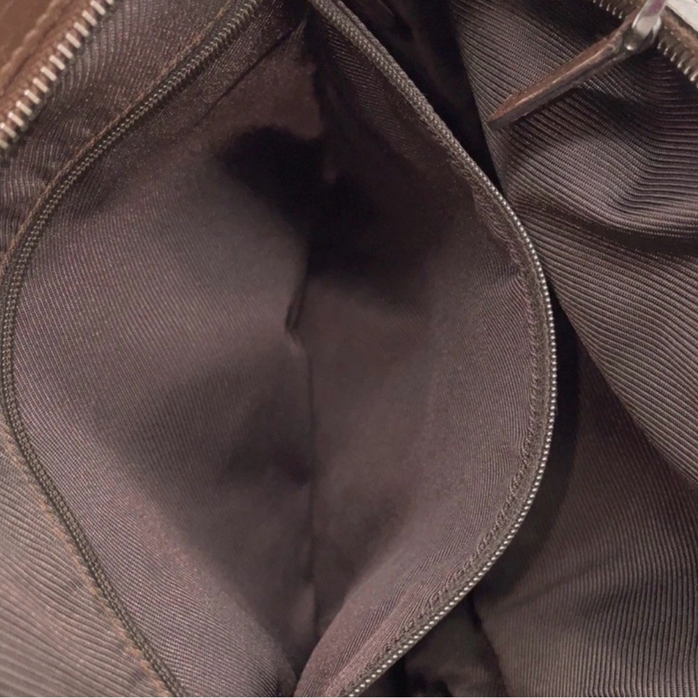 Gucci Tan and Brown Monogram Hobo Bag - Picture 8 of 12